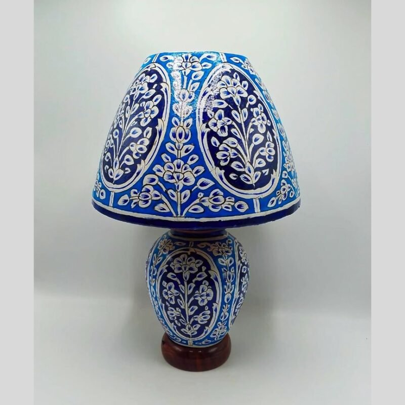 Bluepottery Camel Skin Lamp 01