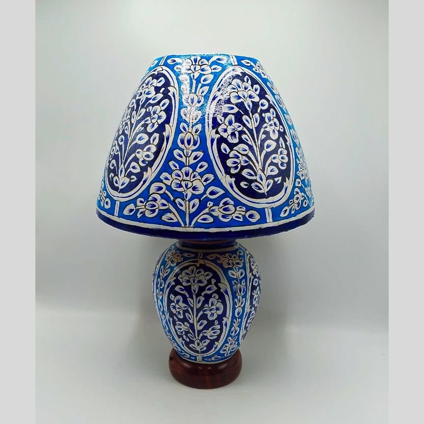 Bluepottery Camel Skin Lamp 01